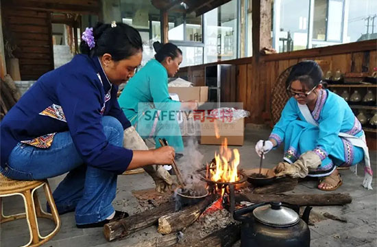 圍爐煮茶的由來：云南非遺“火塘烤茶”的傳承