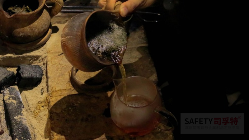 從“火塘烤茶”到“圍爐煮茶”，傳承中華茶文化 [精制鋼圍爐茶桌|炭火爐](圖4)