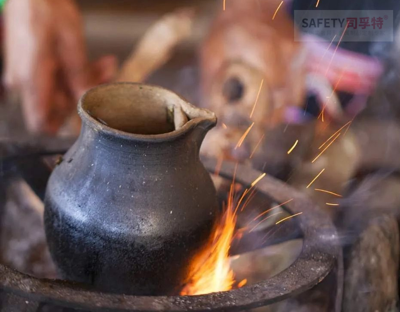 火塘烤茶（圍爐煮茶）文化：人間煙火，歲月靜好 (圖3)